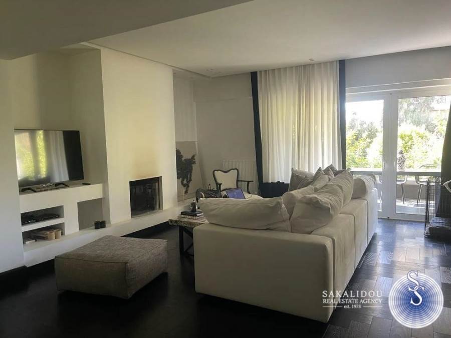 (For Rent) Residential Floor Apartment || East Attica/Voula - 145 Sq.m, 2 Bedrooms, 3.000€ 