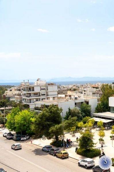 Glyfada Center, 4th floor penthouse apartment for sale, suitable for residence or for professional use 