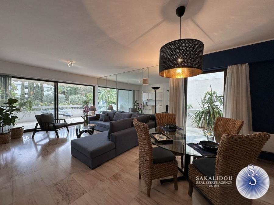 Glyfada Center, furnished apartment of 115 sqm. suitable also for professional use  