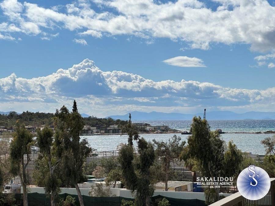 TOP FLOOR MAISONETTE WITH SEA VIEW IN GLYFADA DOWNTOWN 