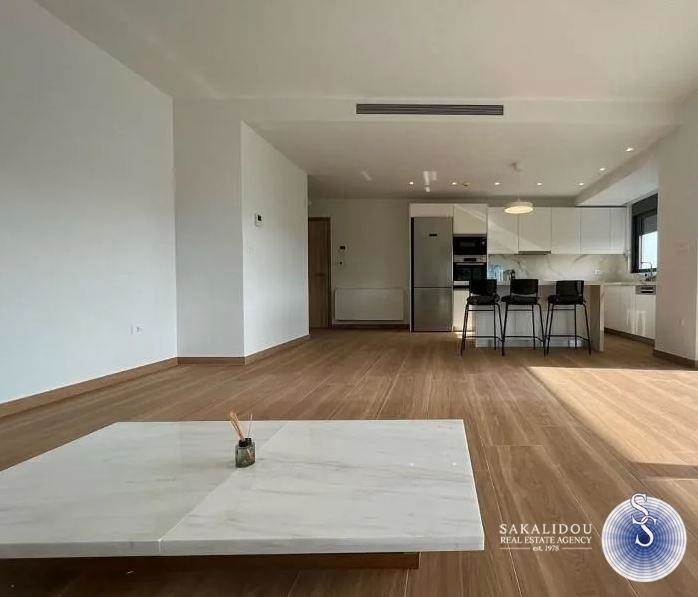 (For Rent) Residential Apartment || East Attica/Voula - 125 Sq.m, 2 Bedrooms, 3.200€ 